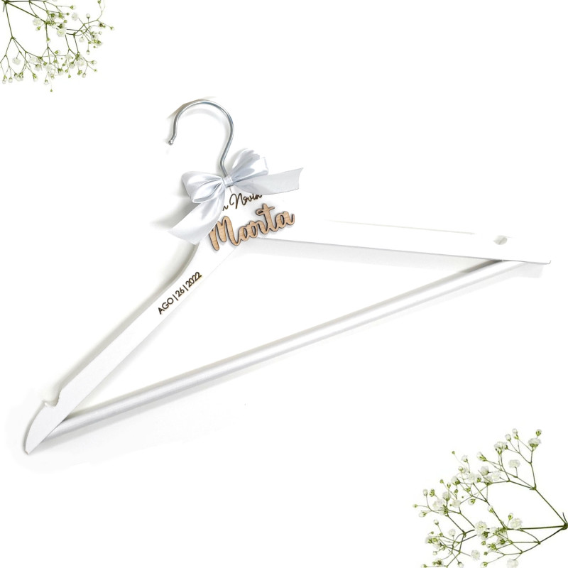 Percha novia personalizada de madera para boda con nombre