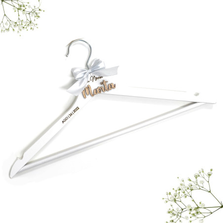 Percha novia personalizada de madera para boda con nombre
